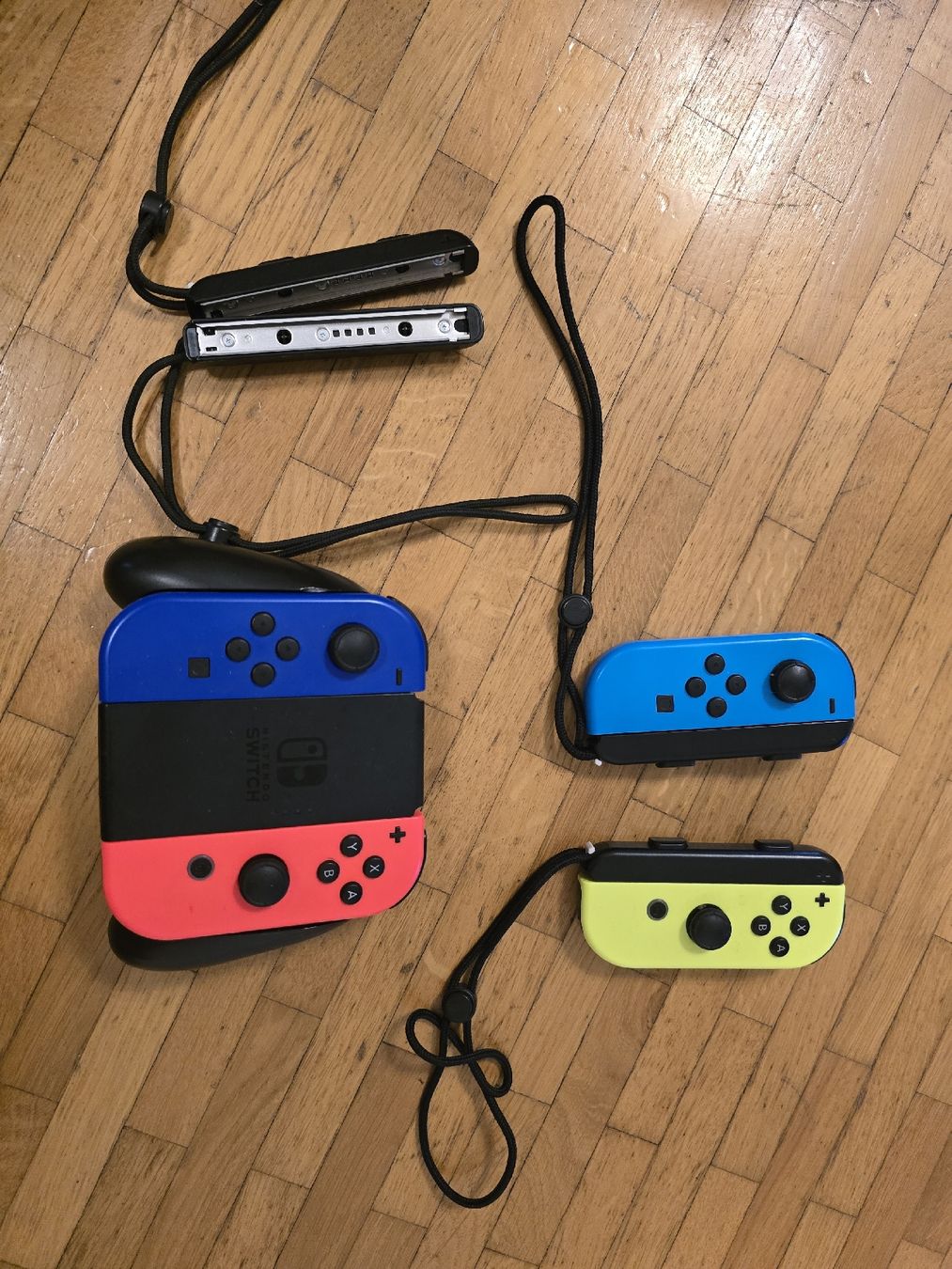 Nintendo Consoles: Nintendo Switch1 Dock and Controllers – D'occasion à Jona par nin_qcj5 3