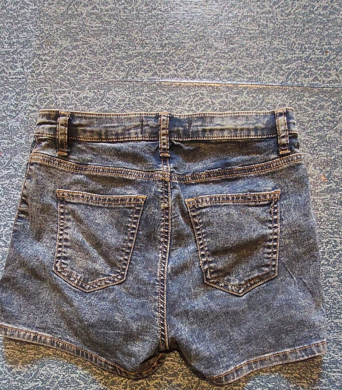 Hosen: Hotpants  von Tally weijl – Neu (gemäss Beschreibung) aus Unterbäch VS von Nifadi 1