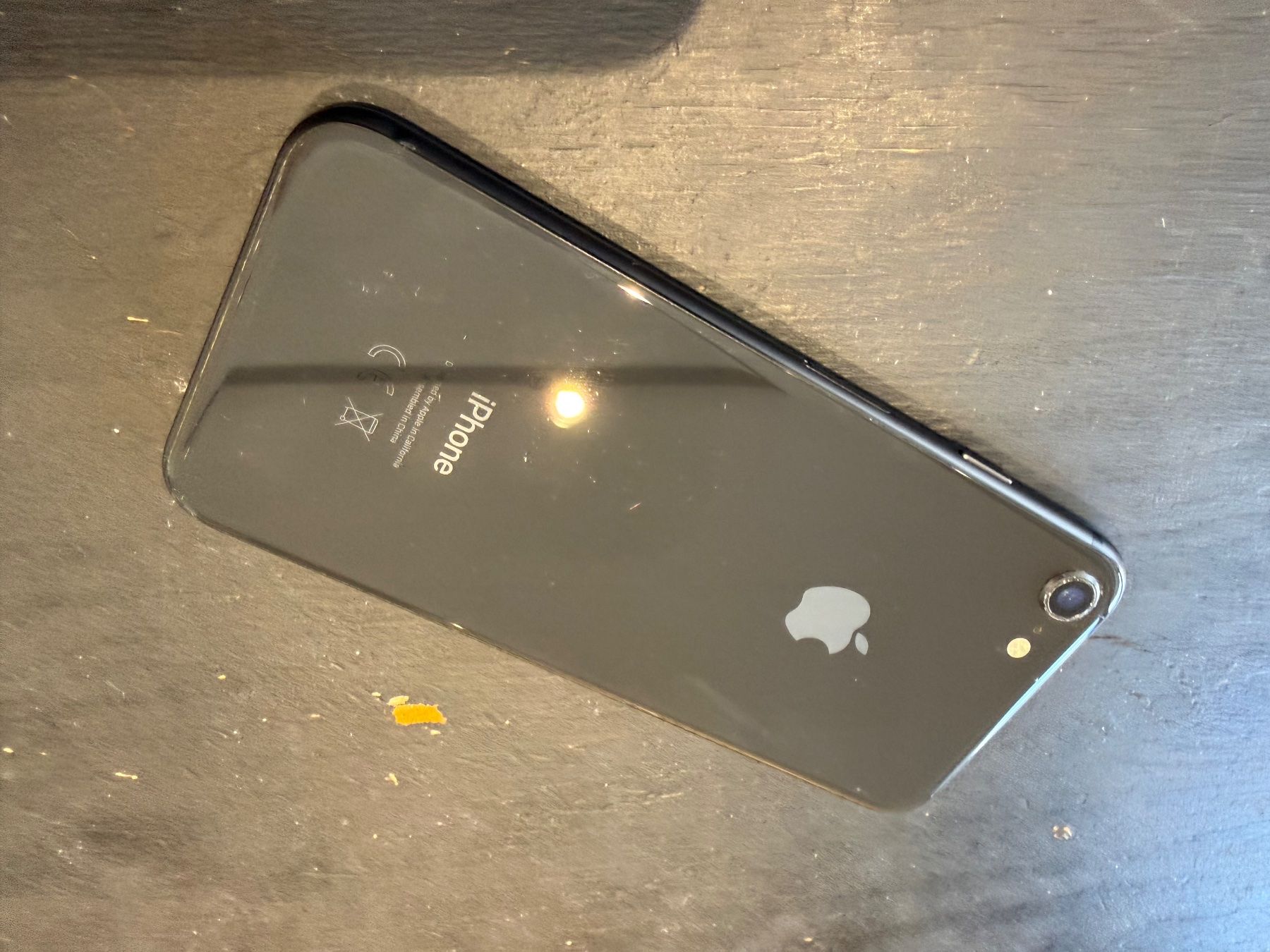 Apple Telefoni cellulari / Smartphones: iPhone 8 64GB schwarz – Usato da Siebnen venduto da icrservicesolutions 3