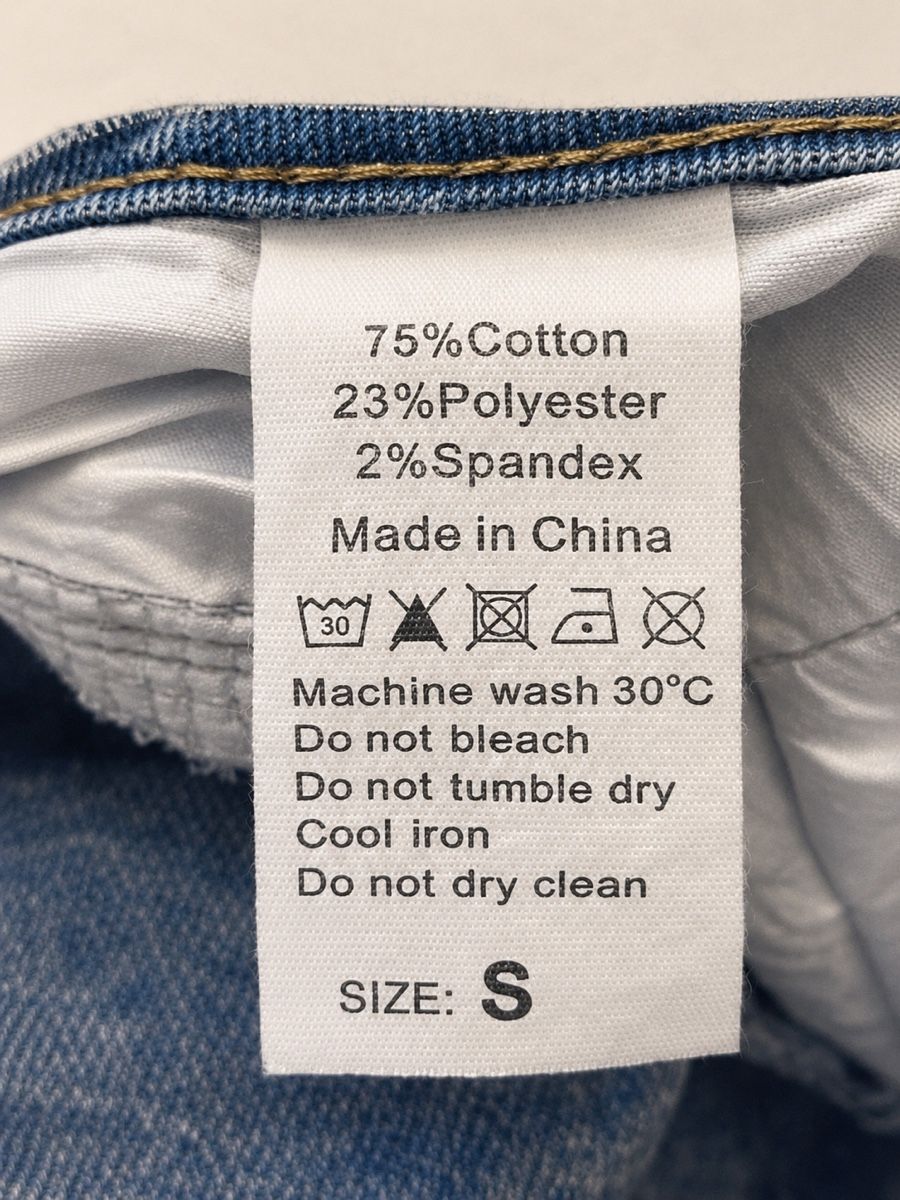 Pantaloni: SHORT EN JEAN TAILLE S – Nuovo (secondo la descrizione) da Lausanne venduto da KeNaChic 3
