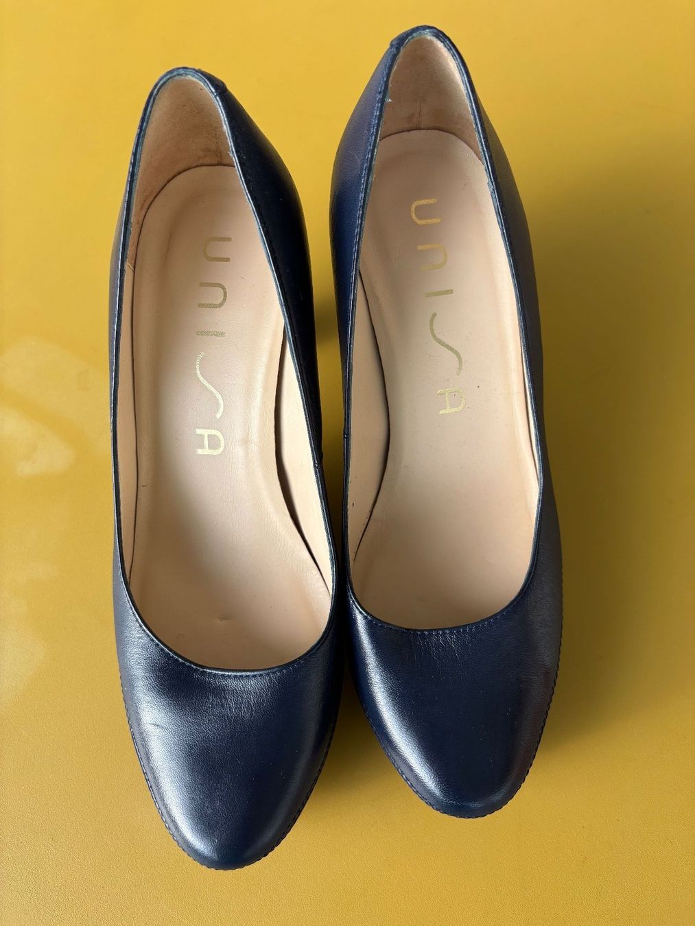 Unisa Scarpe da donna: UNISA dunkelblaue Pumps Gr. 36 – Usato da Zürich venduto da missmodernage 2