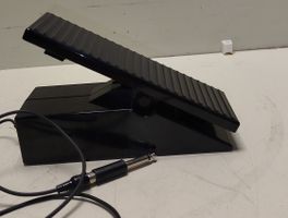 Klavier Sustain Pedal neuwertig für Musiker(em70)