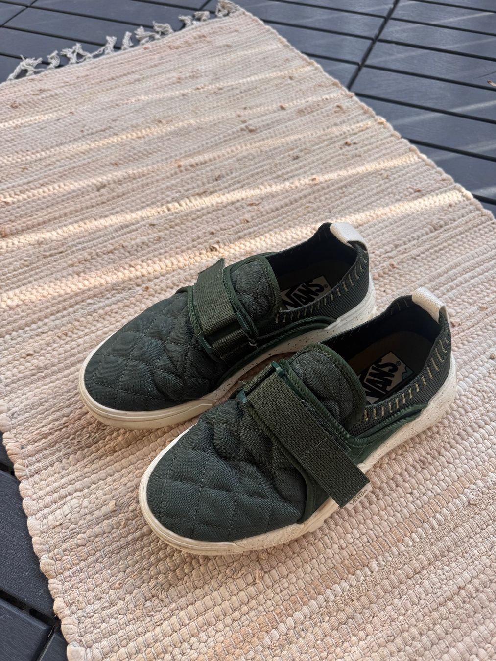 Vans Chaussures hommes: Vans Slip On – D'occasion à Lenzburg par thynh