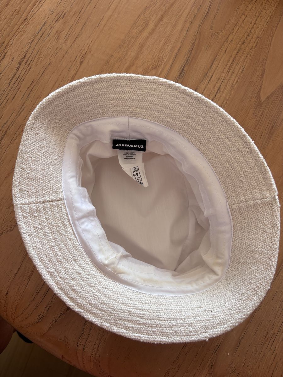 Jacquemus Copricapi, berretti & cappellini: Jacquemus Le bob Gadjo hat – Usato da Zürich venduto da Grothschild 5