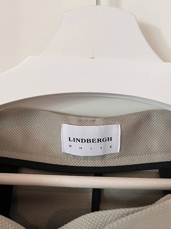 Pantaloni: Lindbergh Cropped Chino Superflex sand M – Usato da Winterthur venduto da pabe91 2