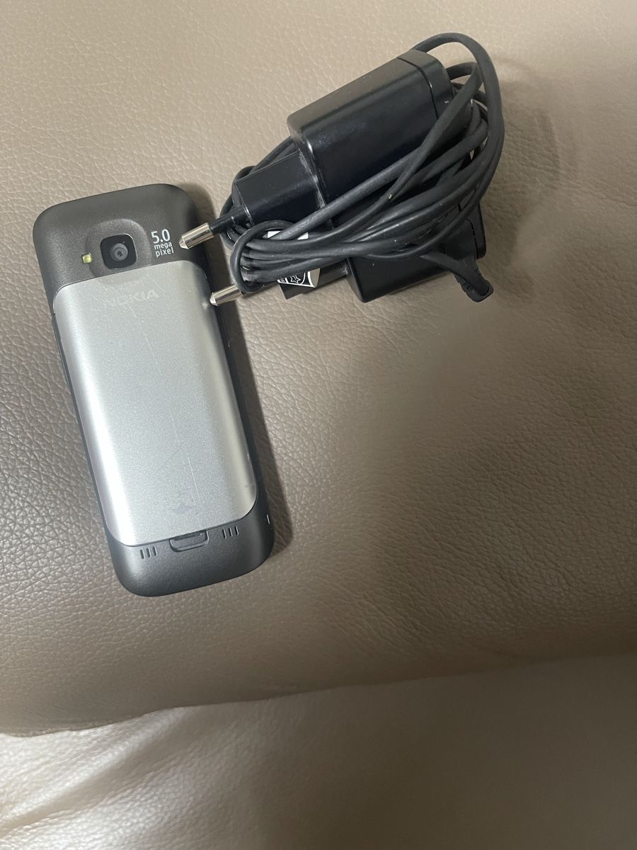 Nokia Telefoni cellulari / Smartphones: Nokia C-5-002 – Usato da Regensdorf venduto da mex5145 6