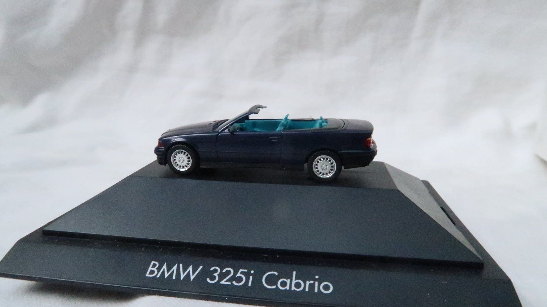 Herpa Modellautos: Herpa BMW 325i Cabrio – Neu (gemäss Beschreibung) aus Muttenz von Laeckerlihamschter 2