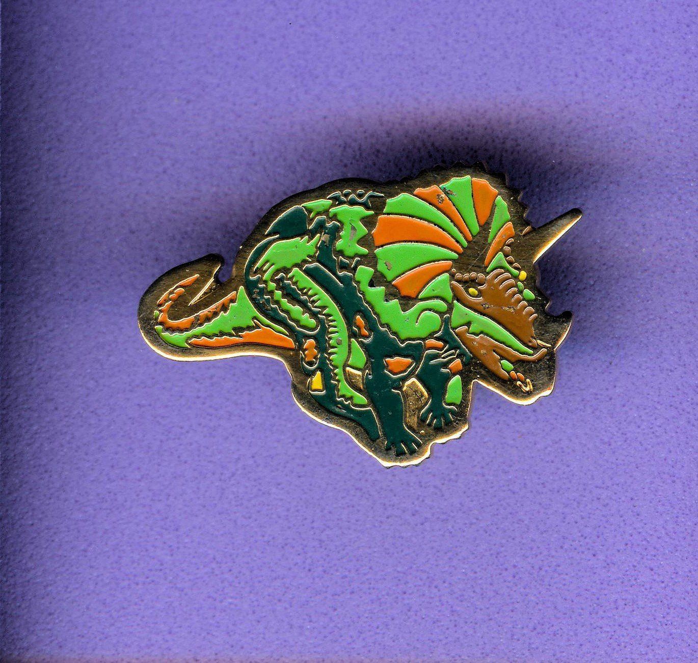 Placchette & Badge: DINOSAURIER – Usato da Winterthur venduto da Sammleroase