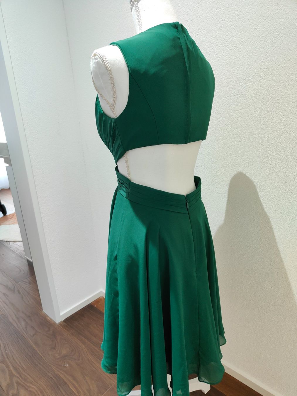 JJ’s House Robes: Cocktailkleid – Neuf (Voir description) à Schänis par mel_hhn6 2