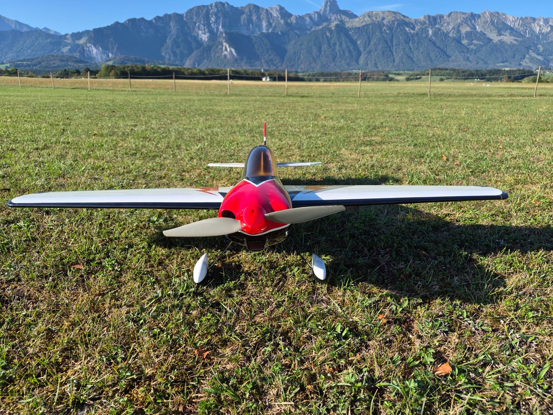 RC Modellbau: RC Acro Modellflugzeug – Gebraucht aus Uttigen von eomat 7