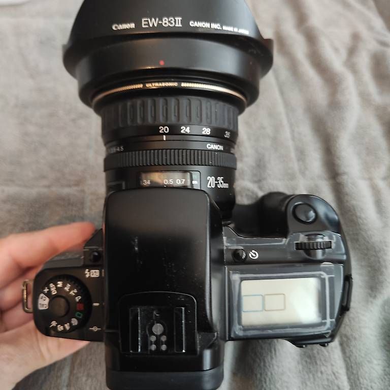 Fotocamera: Canon EOS 5 argentique avec 4 objectifs  – Usato da Genève venduto da mic_6tvp 2