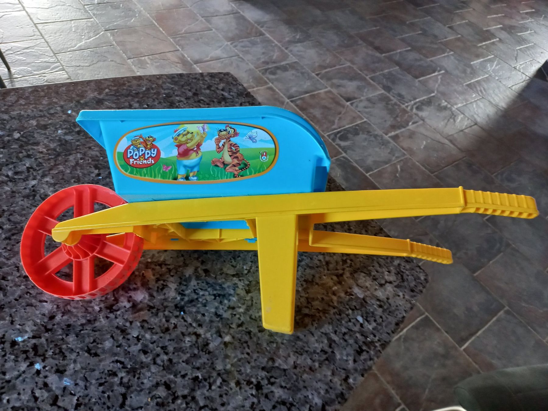 Giocattoli: Kinder-Gartentrolli "Poppy Friends" – Usato da Oberbalm venduto da Ssilvia 1