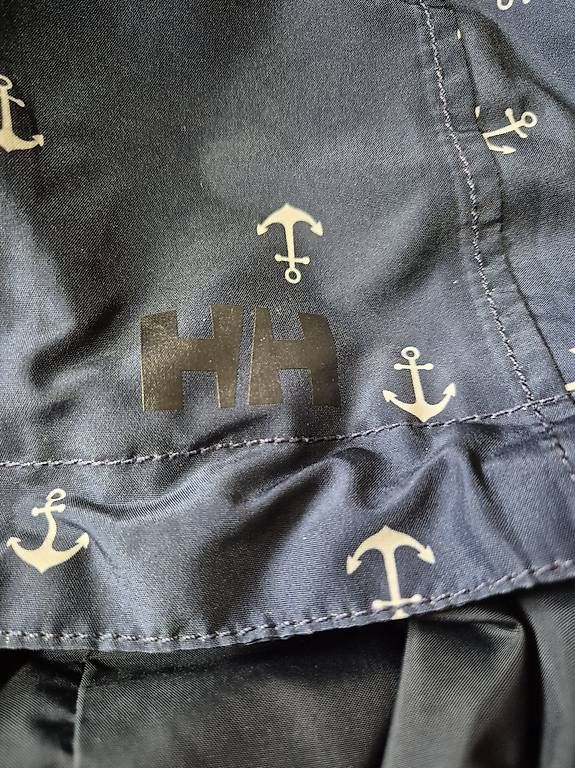 Cappotti: Mantel von Helly Hansen S – Usato da Schliern b. Köniz venduto da elf2011 3