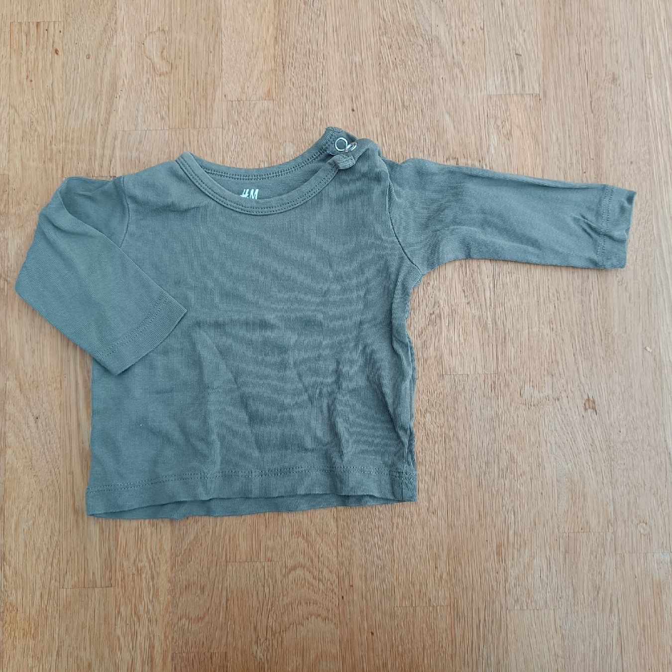 H&M Pullover & Sweatshirts: Pullover Grösse 62 – Gebraucht aus Jaberg von urig17.