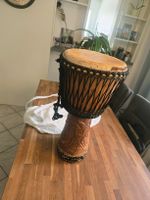 Afrikanisches Djembe Trommel geschnitzt mit Tasche 
