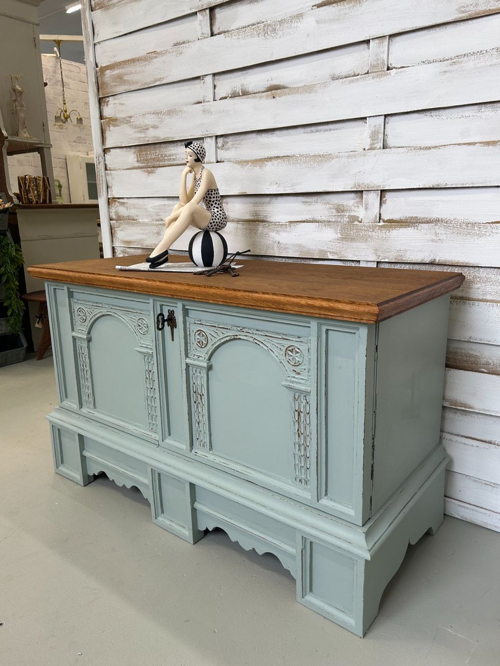Kommoden: Kommode Truhe antik Buffet Eiche vintage restaur. börnie's – Gebraucht aus Gränichen von boernies01 2