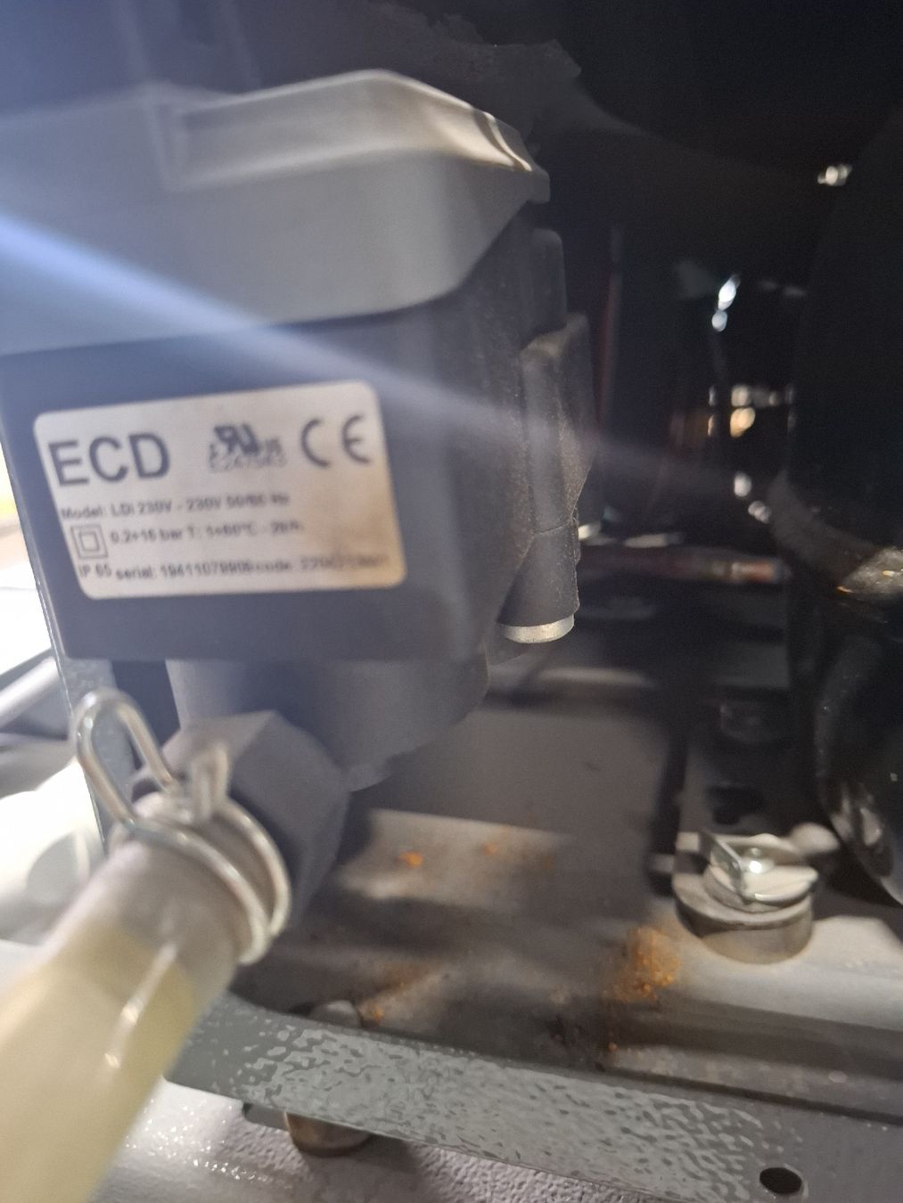 Atlas Copco Compressori: Atlas Copco LE3 FF Industrie-Kompressor 10 b – Usato da Hägglingen venduto da jar_5ydf 2