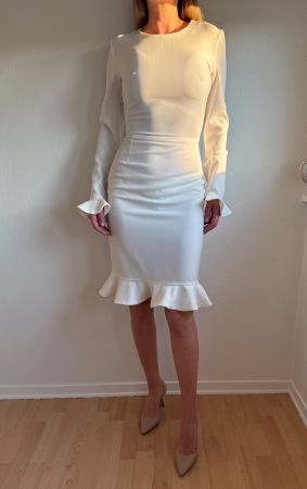 Elegant White Dress with Ruffle Detail, Size S