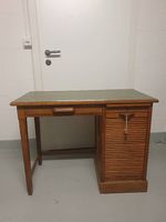 Antiker Schreibtisch/ Nähtisch aus Holz