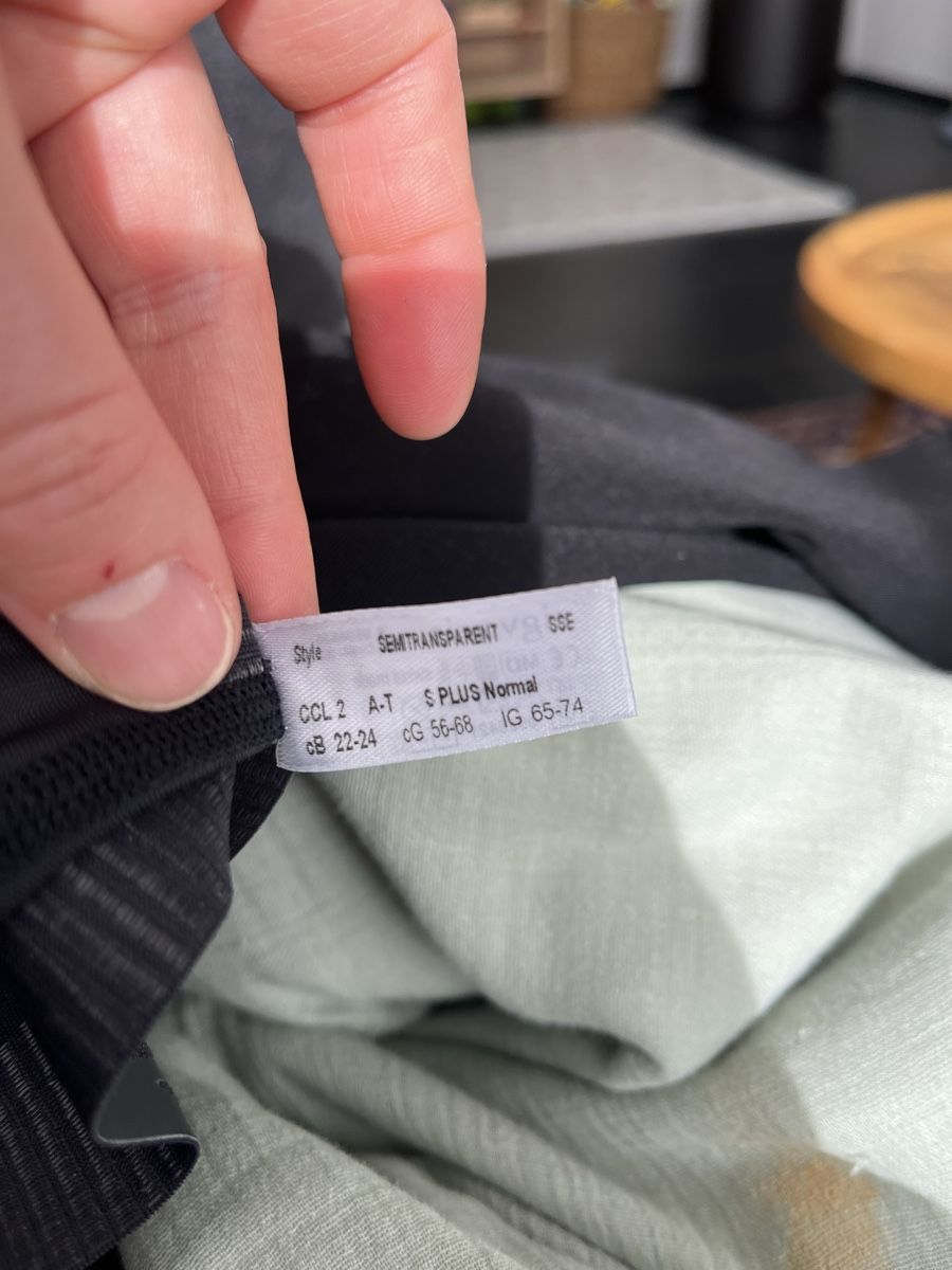 Sigvaris Calze & Collant: Kompressionsstrumpfhose Schwangerschaft S Plus Normal black – Nuovo e nell'imballaggio originale da Altstätten SG venduto da tan_lzx2 1