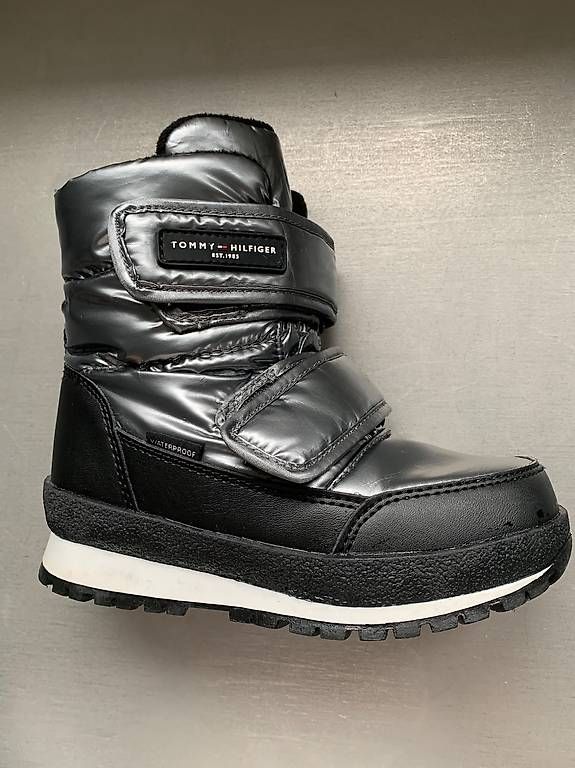 Tommy Hilfiger Scarpe per ragazzi: Neuwertige Tommy Hilfiger Winterstiefel – Nuovo (secondo la descrizione) da Altendorf venduto da Pippa4 1