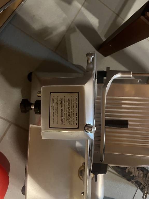 Appareils de cuisine: Affettatrice  – D'occasion à Ludiano par nad_hxb8 2