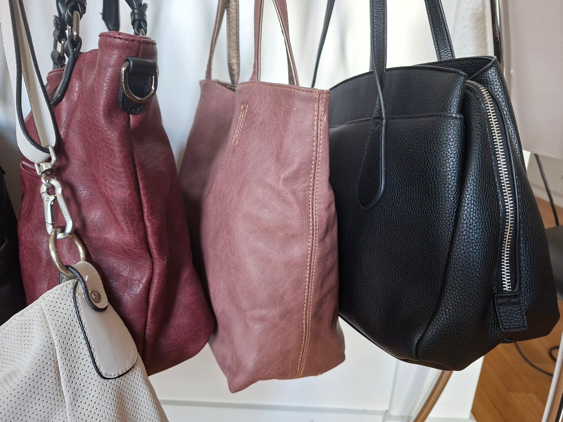 Sacs femmes: Handtasche – D'occasion à Sempach Station par Pirindy8 2