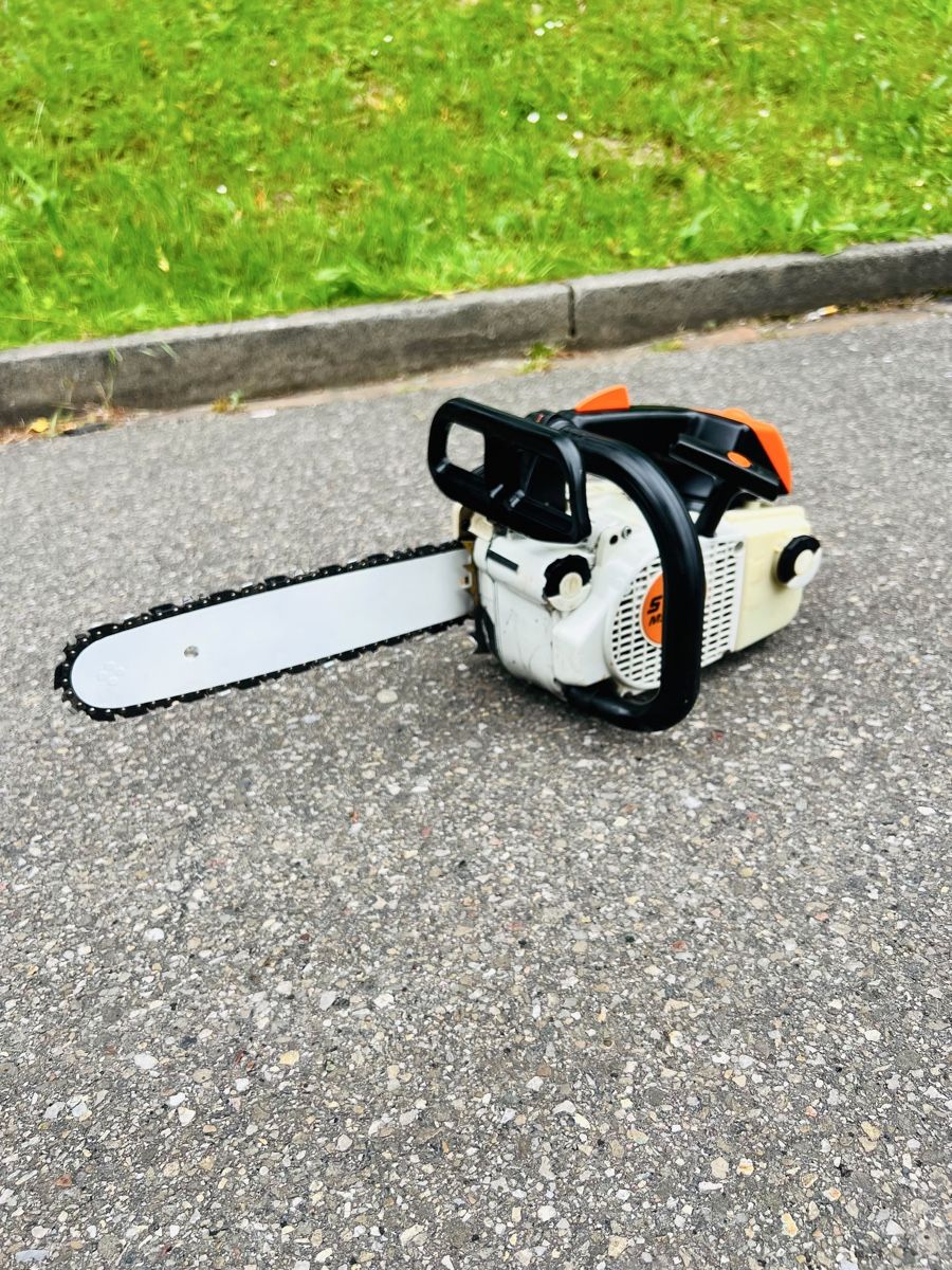 Stihl Seghe: Motorsäge Stihl MS 200 T – Usato da Urdorf venduto da mas_5wfz 1