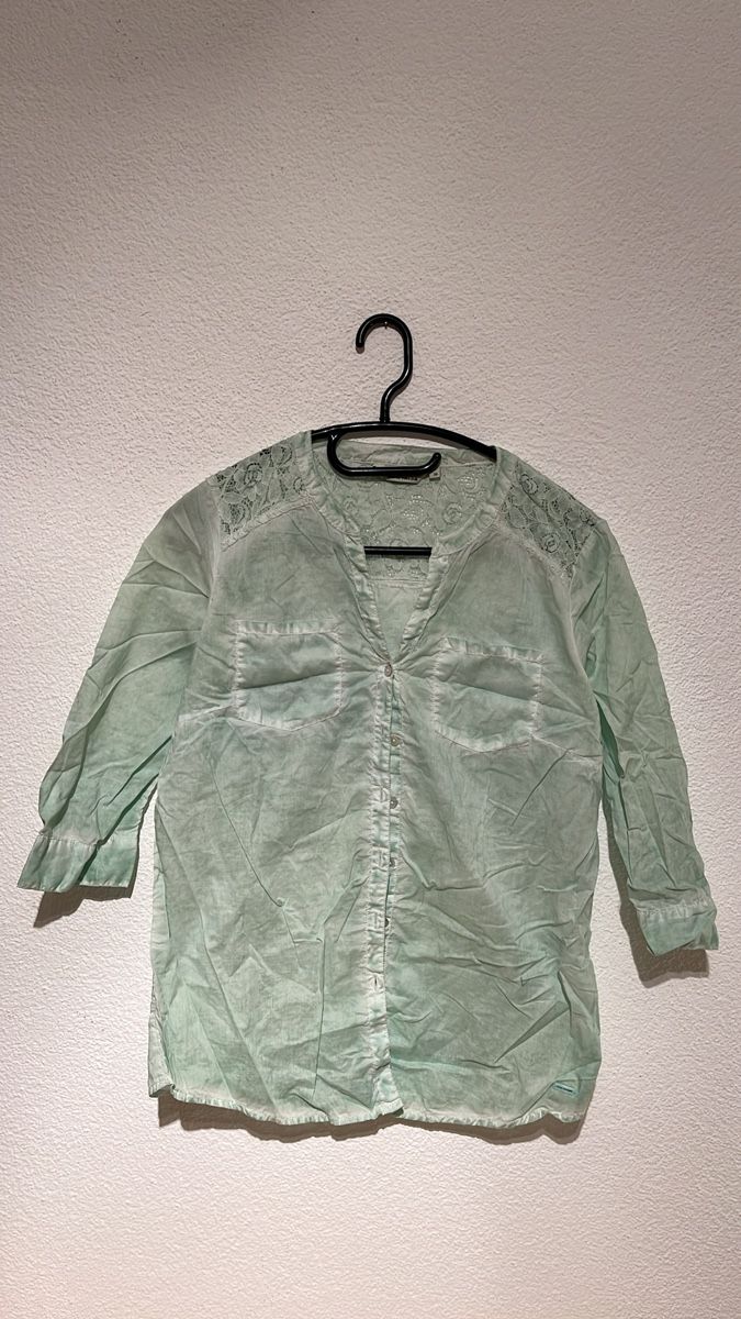 Blusen: Bluse Gr.36 Mintgrün Spitzendetails – Gebraucht aus Meilen von mogli_luna