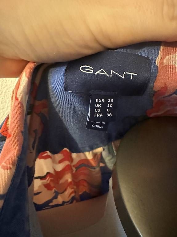 Vestiti: Hemdblusenkleid GANT – Usato da Dübendorf venduto da franzi1982 1