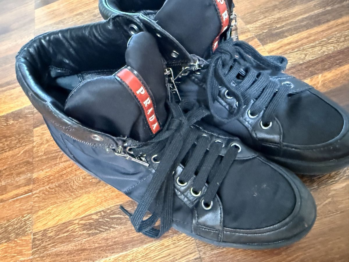 Prada Scarpe da donna: Prada Sneakers Gr.37 Schwarz  – Usato da Winterthur venduto da hera05