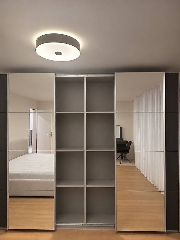Mömax Armadi: Kleiderschrank – Usato da Gipf-Oberfrick venduto da ard_zvs2