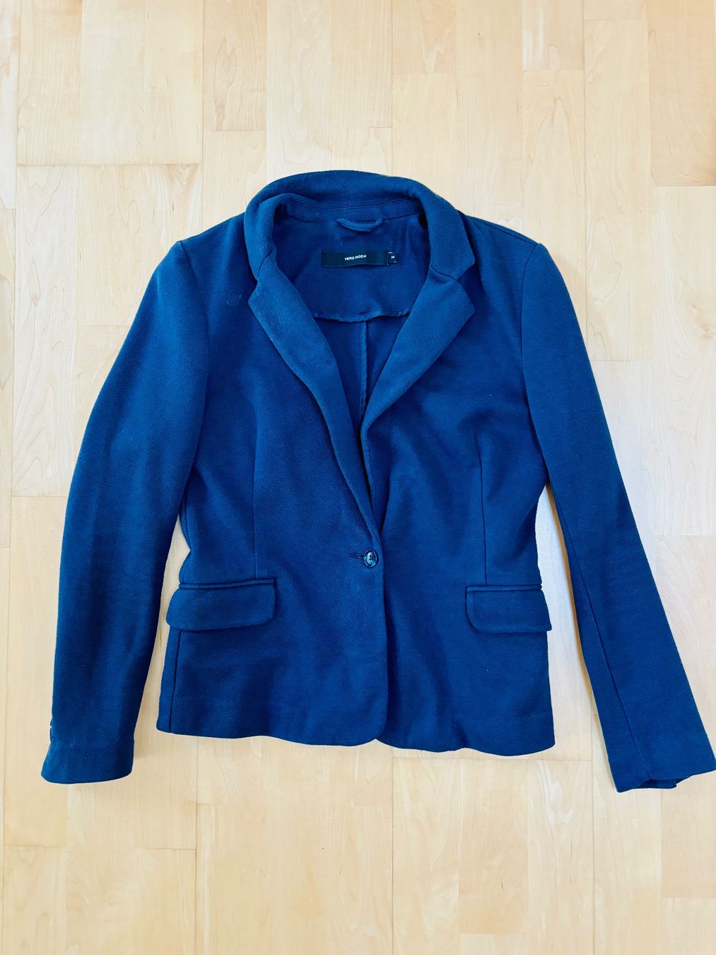 Vero Moda Jacken: Kurzer Blazer von Vero Moda Gr. 36 - dunkelblau – Gebraucht aus Ennetbürgen von Evelyne_G