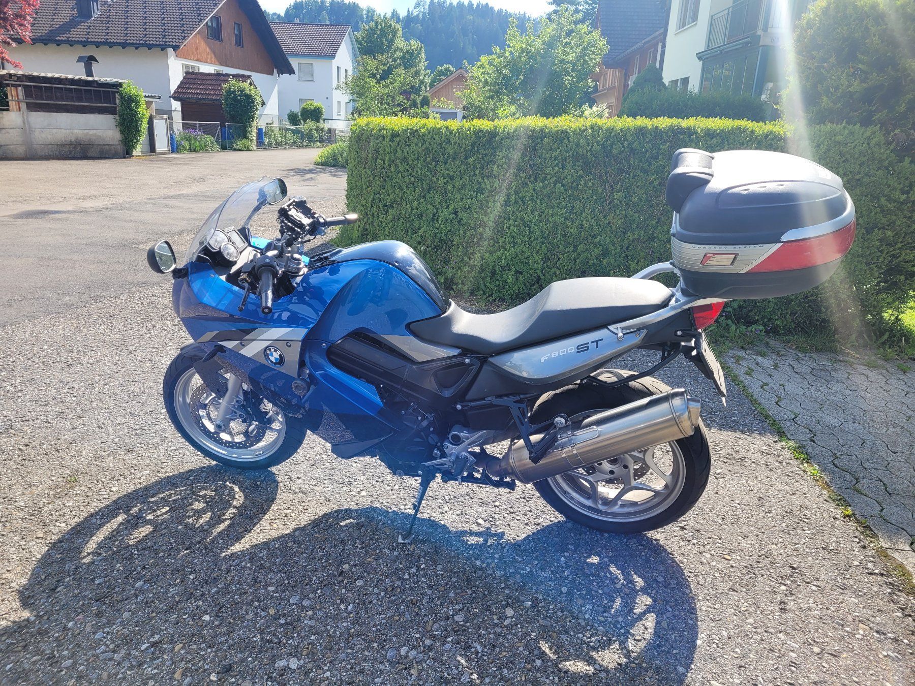 BMW Strada: Motorrad BMW F800 ST – Usato da Ulisbach venduto da Brownswiss