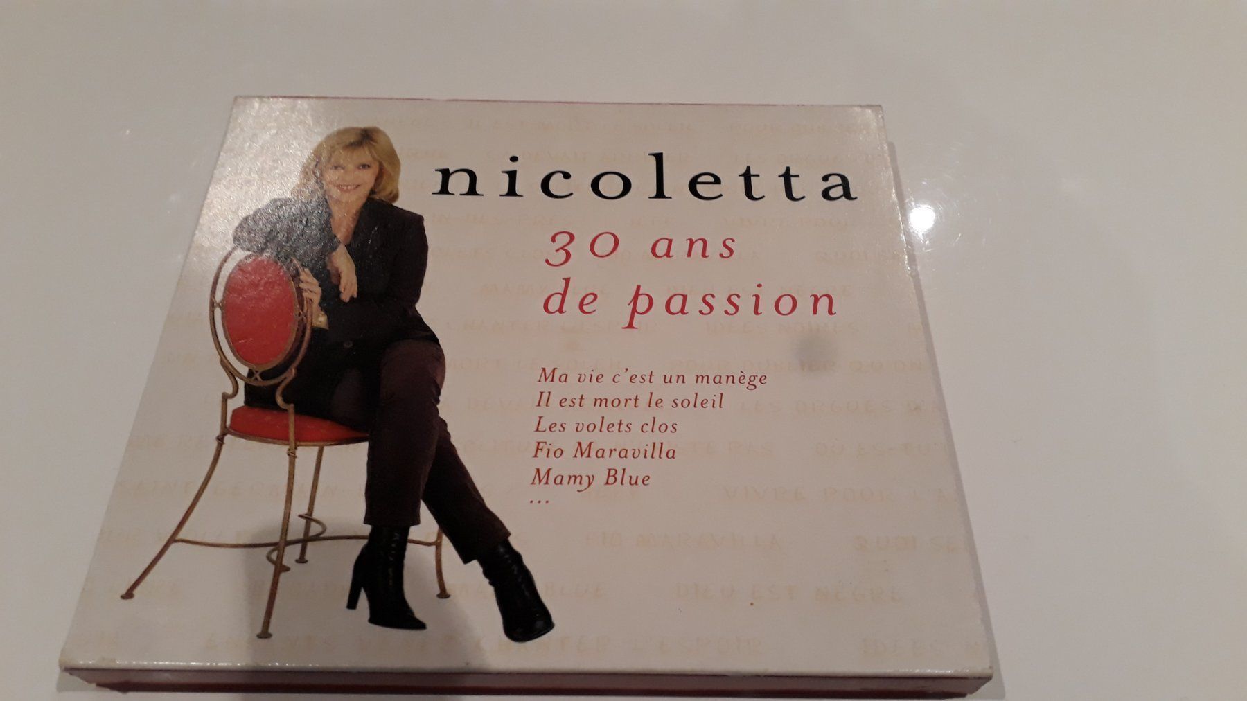 CD: CD Nicoletta 30 ans de passion – Usato da Sierre venduto da sabr11 1