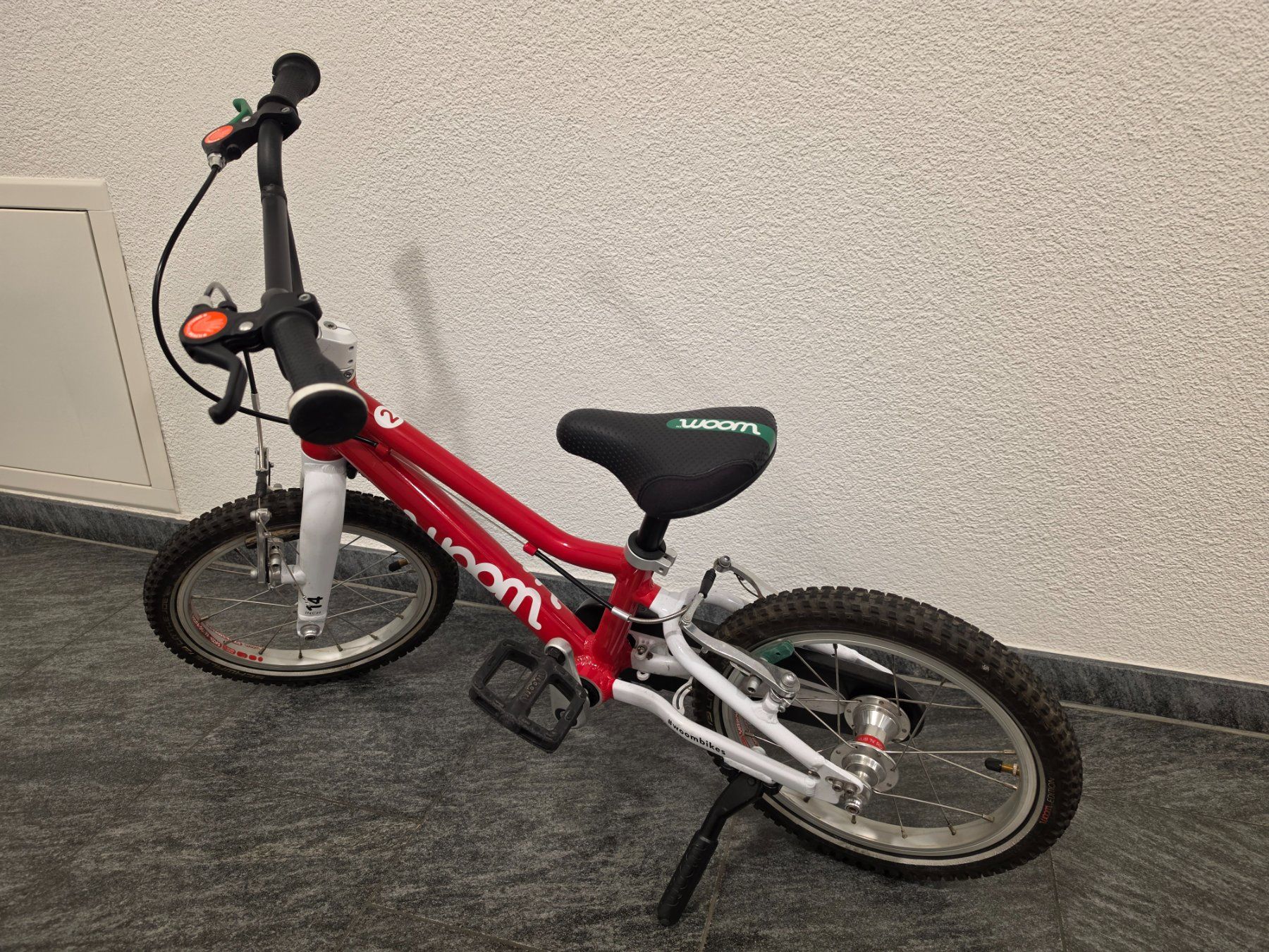 Woom Biciclette: Woom 2 mit Fahrradständer – Usato da Adliswil venduto da and_cr67 1