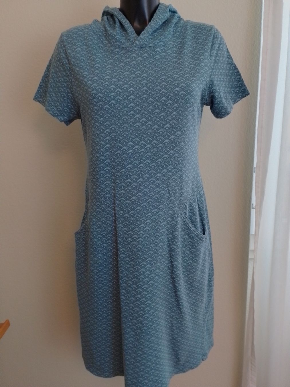 Lotti di vestiti: Kleid und Jumpsuit Gr.M – Usato da Luzern venduto da GoSecond 1