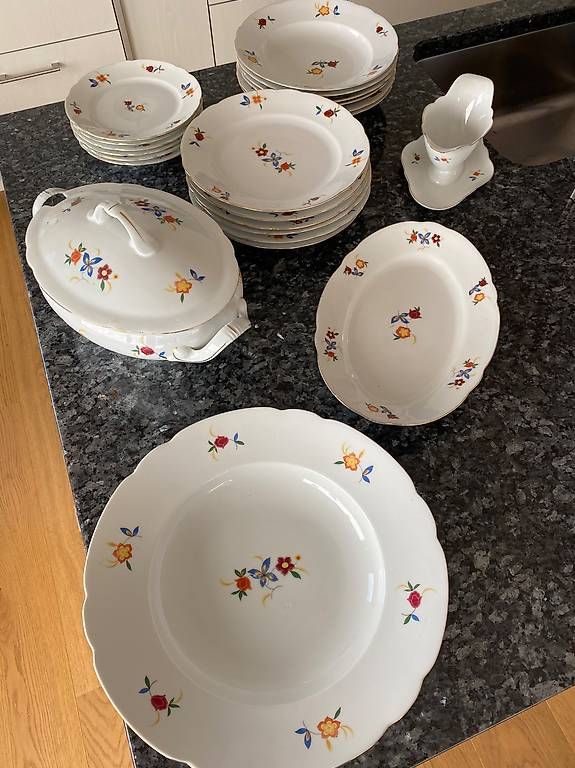 Set di piatti: Geschirrset Schirnding Bavaria – Usato da Ostermundigen venduto da bau_h9wl 2