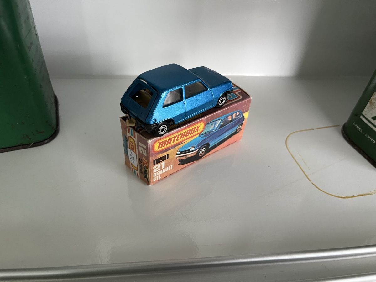 Renault Modellini d'auto: Renault 5 Matchbox – Usato da Kräiligen venduto da tisala 1