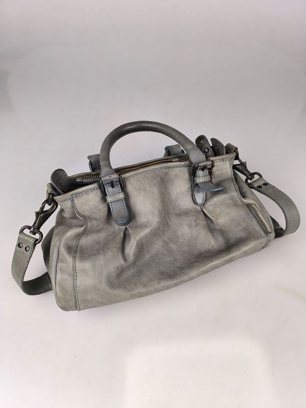 Sacs femmes: Hand-Tasche , Graugrün – D'occasion à Rüti ZH par Restwert_Rueti_ZH
