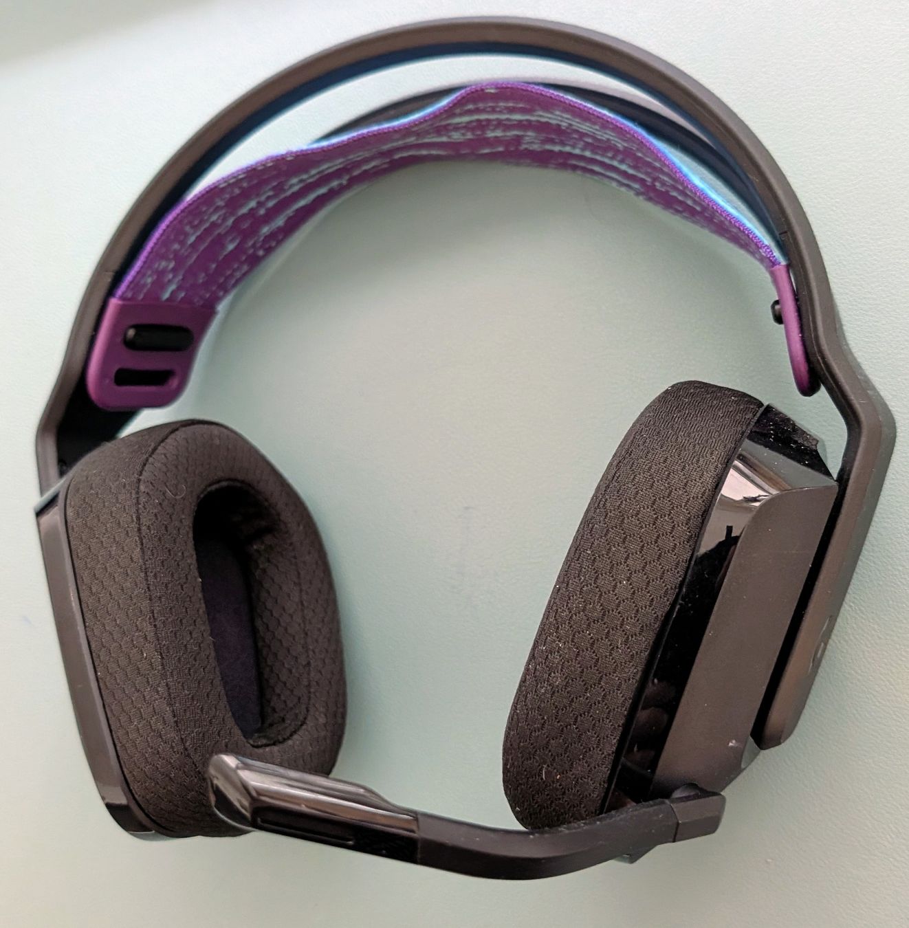 Logitech Kopfhörer: Logitech G535 LIGHTSPEED Wireless Gaming Headset+LED Ständer – Neu (gemäss Beschreibung) aus Zürich von Milk-and-Chicken 4