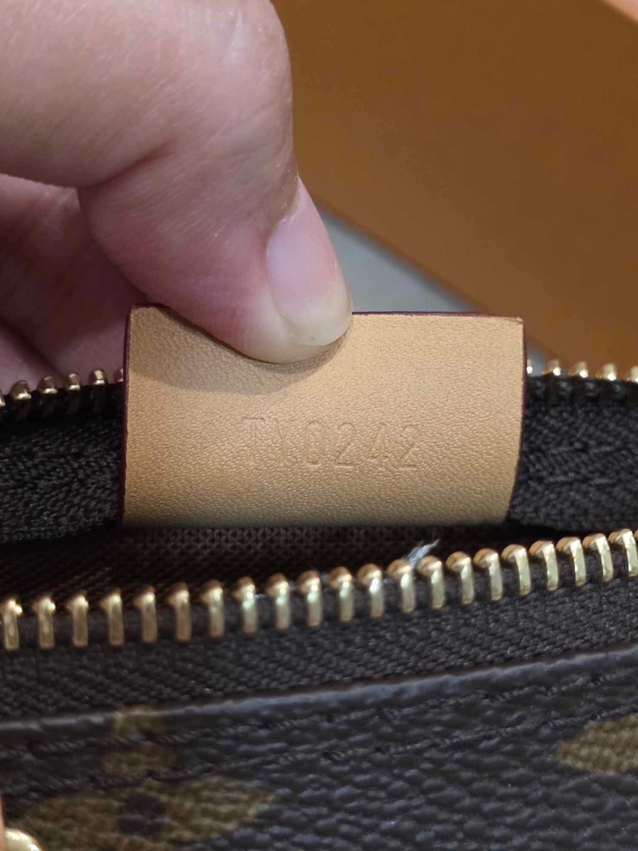 Louis Vuitton Borse da donna: Louis Vuitton speedy nano 2022 – Usato da Widnau venduto da Pukpan_99 6
