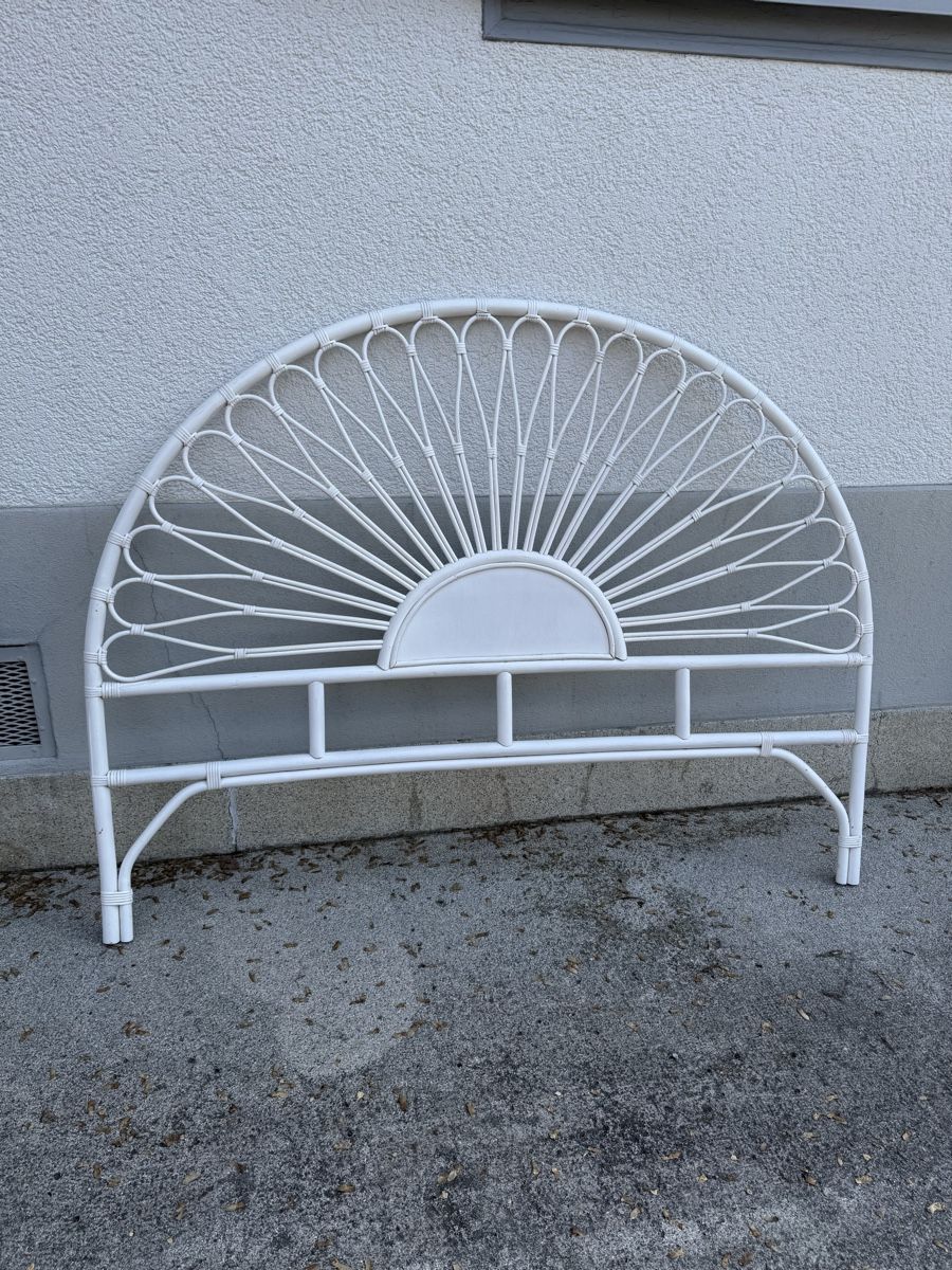 Letti: Bett Kopfteil Rattan – Usato da Neuheim venduto da LucasCorreia 1