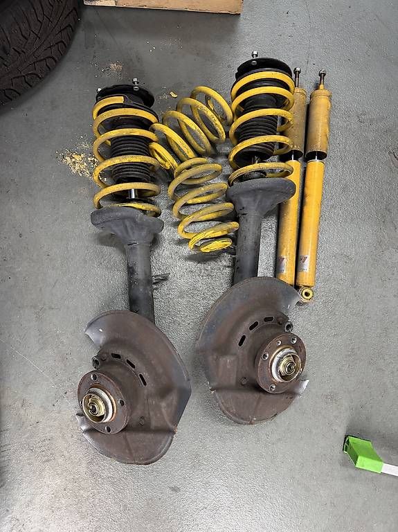 Tutti pezzi di ricambio auto: Bmw E30 Federbeine 51mm mit ABS – Usato da Altstätten SG venduto da Garage_Bergerspeed 1