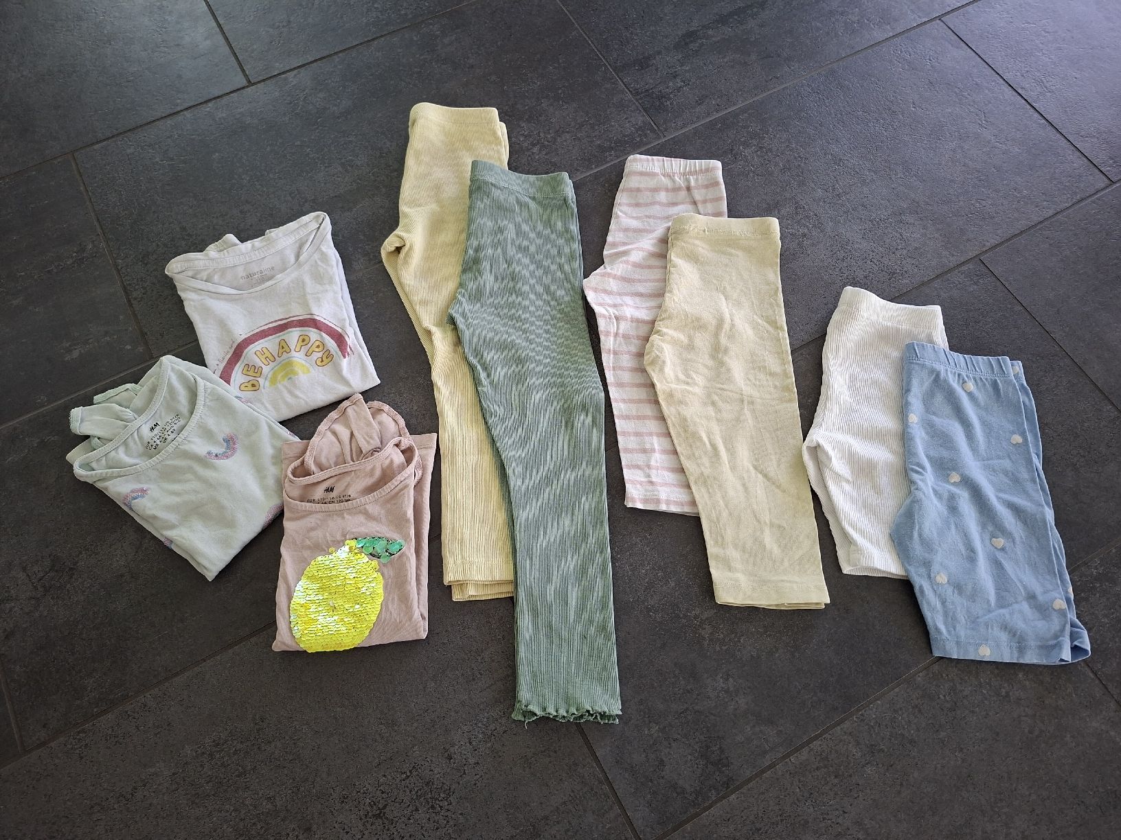 Kleiderpakete & -sets: kleines Sommer Kleiderset, Mädchen, Gr. 110 – Gebraucht aus Biezwil von Haberli01