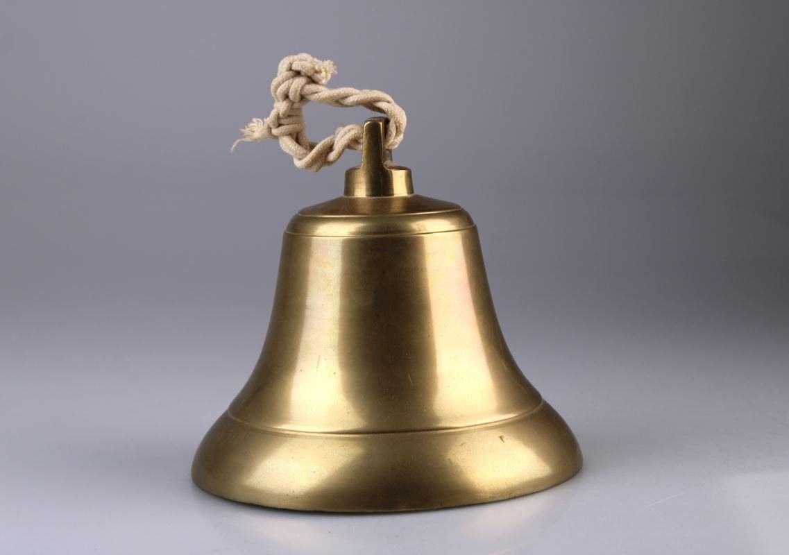 Cloches & sonnailles: Schiffs-Glocke – D'occasion à Rüti ZH par Restwert_Rueti_ZH