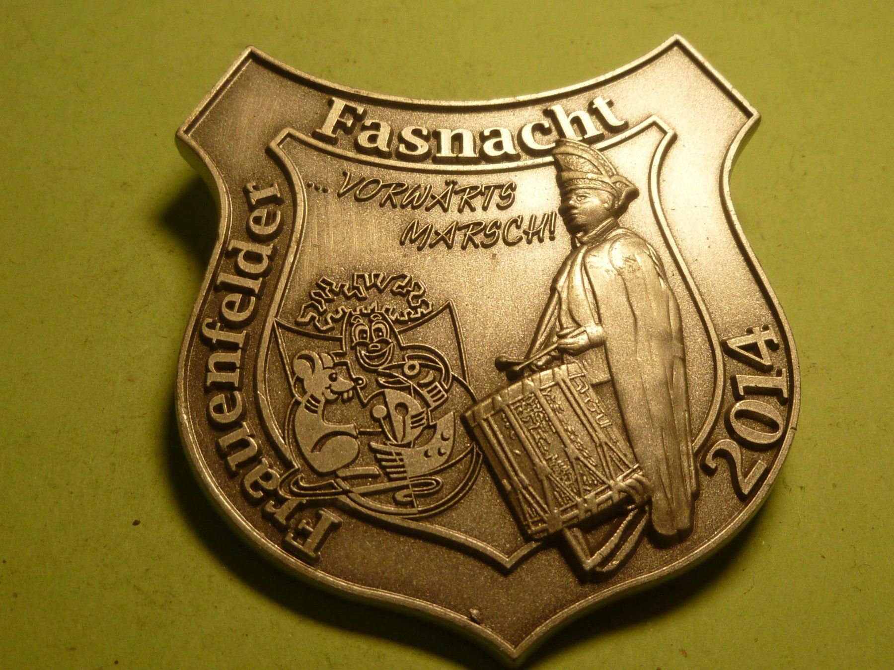 Placchette & Badge: FRAUENFELD 2014 SILBER – Usato da Ried (Muotathal) venduto da Mandarin02