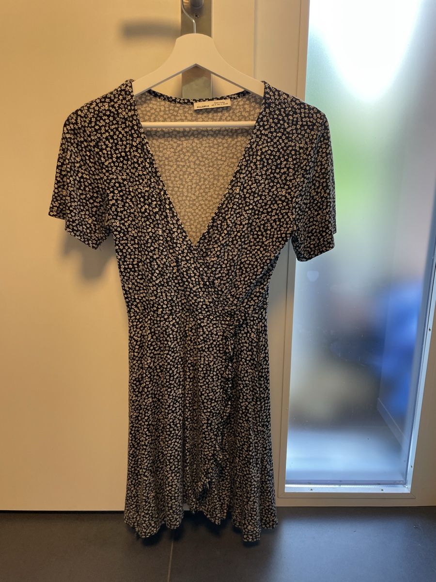 Pull&Bear Vestiti: Sommerkleid Marke Pull&Bear – Nuovo (secondo la descrizione) da Jona venduto da liv_kjr6 2