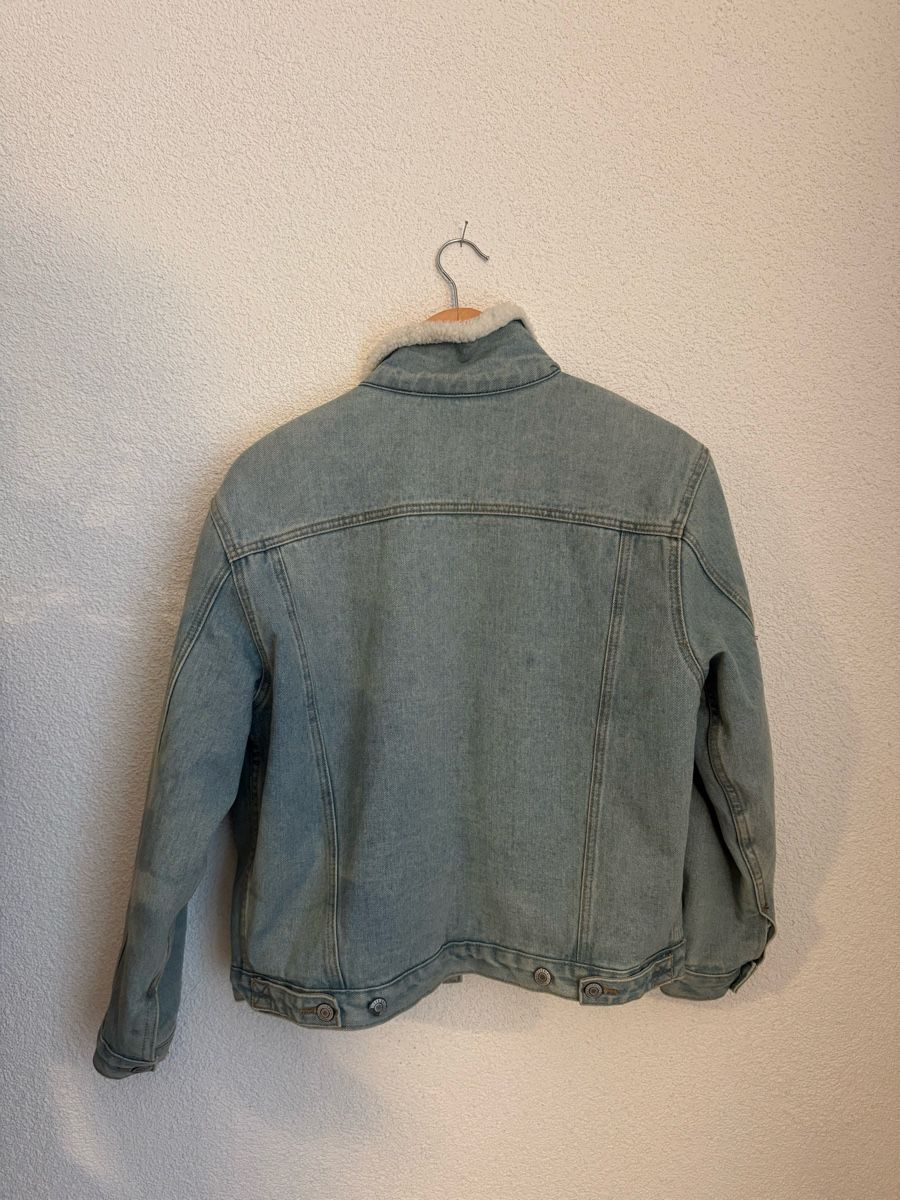 Brandy Melville Giacche: Brandy Melville Jeansjacke mit Teddyfutter – Usato da Zürich venduto da Zimtstern_92 1
