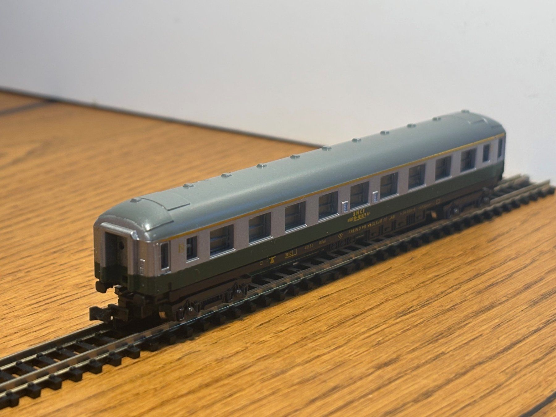 Modellini di ferrovie: e1560: SNCF Personenwagen (Spur N) – Nuovo (secondo la descrizione) da Birsfelden venduto da Birs_25 4